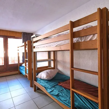 Lejlighed - Inout - 6 Beds Flat N-194